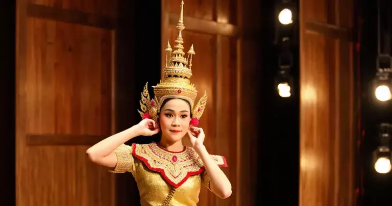 ប្រវត្តិរូប Lakhon តារា និងឥទ្ធិពលលើស្ទីលយុវជនខ្មែរ